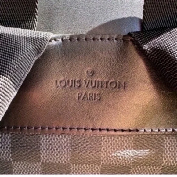 LOUIS VUITTON  Utility Backpack damier - Picture 4 of 8